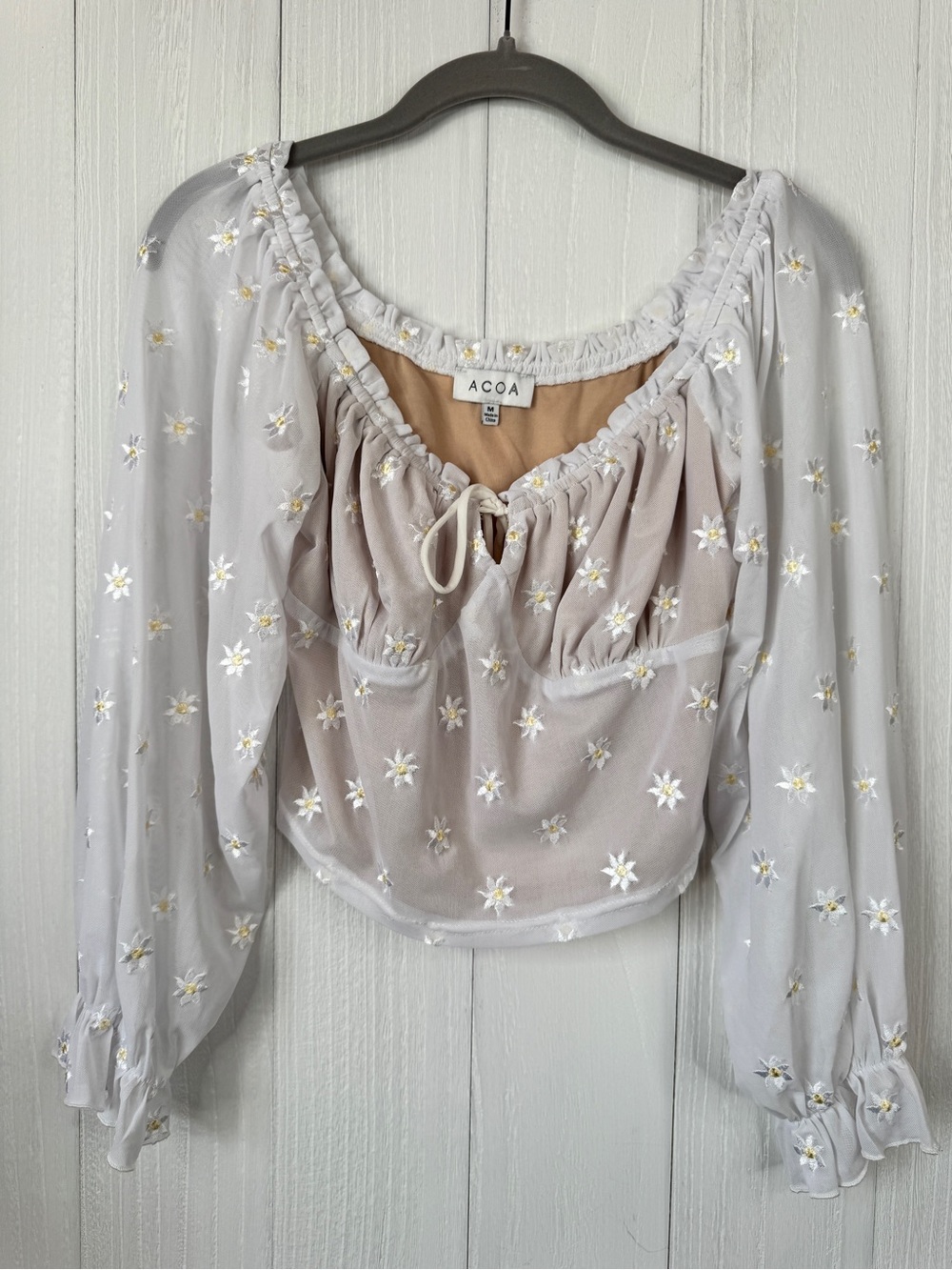 ACOA White Floral Embroidered Peasant Blouse